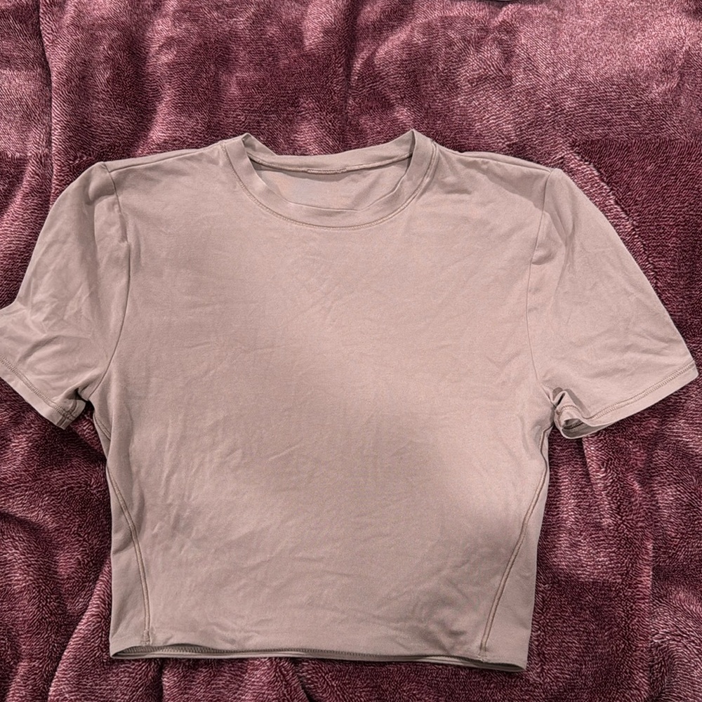 lululemon wundermost cropped tee